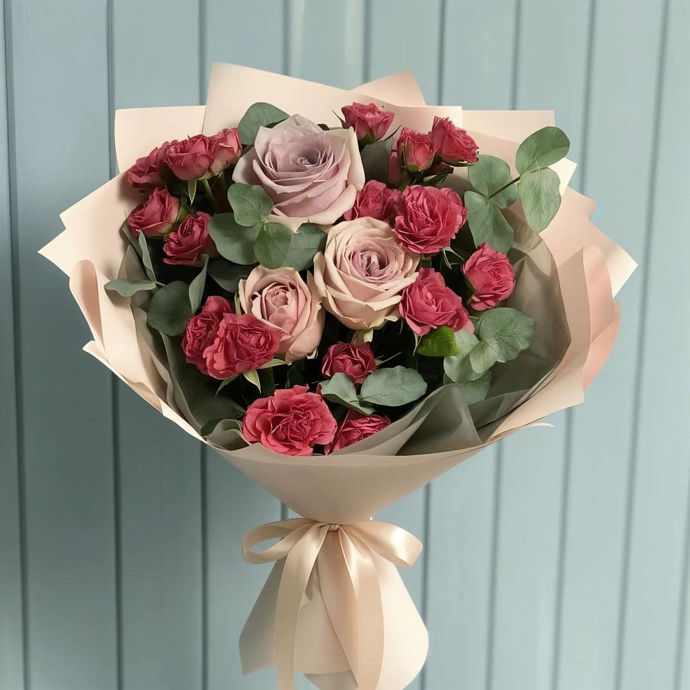 Букет цветов из: Гвоздики и Розы в Сенгилее