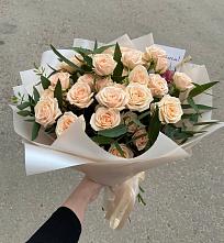 Букет Кремовые розы Латте в Сенгилее