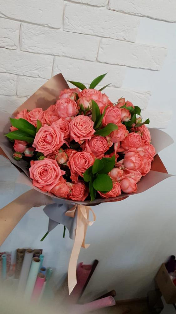 Букет цветов из: Розы в Сенгилее