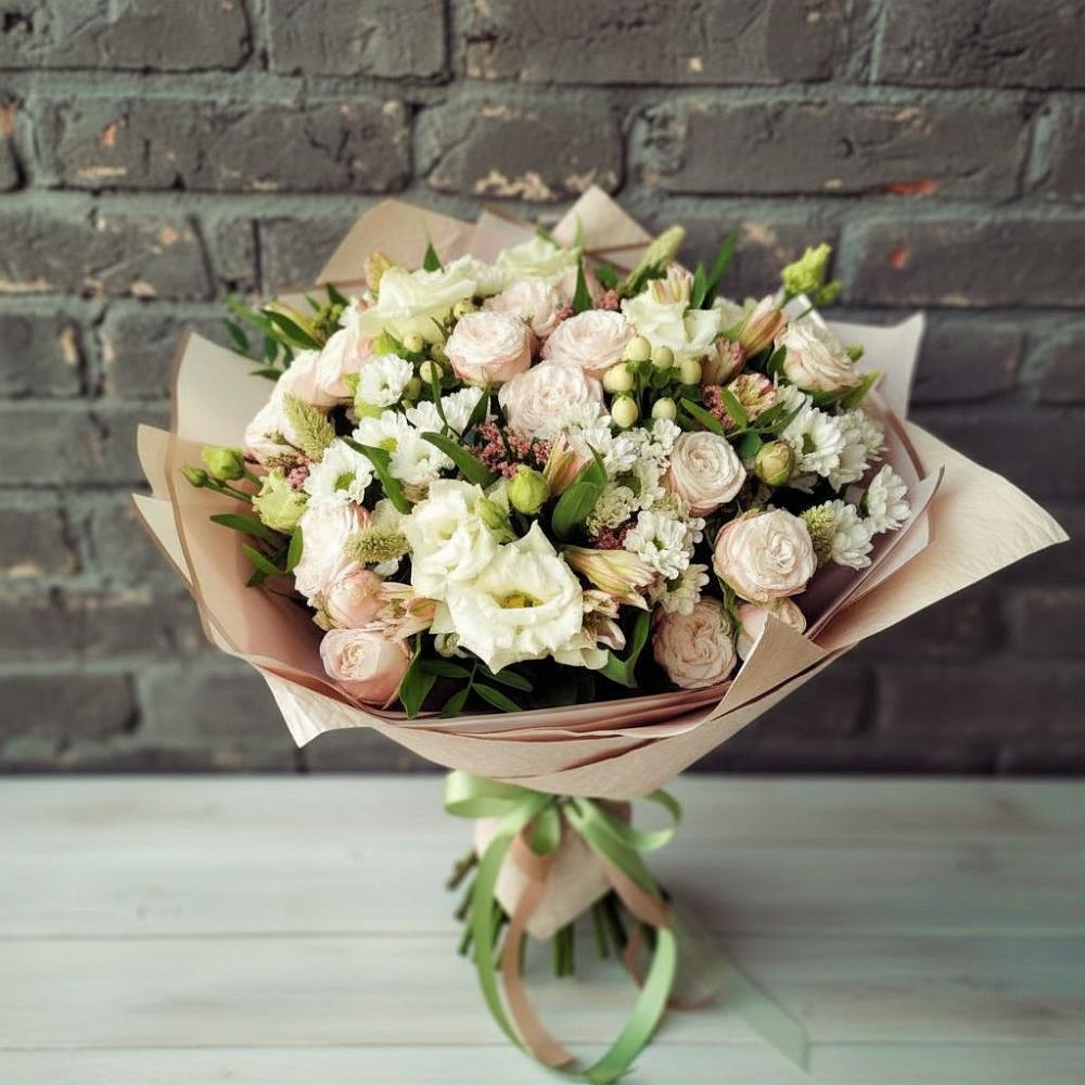 Букет цветов из: Альстромерии, Розы и Хризантемы в Сенгилее