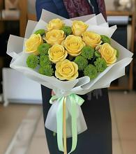 Букет цветов из:  Хризантемы и Розы в Сенгилее