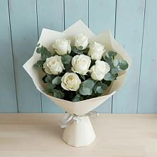 Букет Белые розы в Эвкалипте в Сенгилее